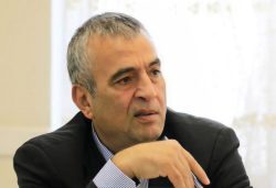 نماینده پیشین دولت در هیات رییسه اتاق اصناف ایران: رجیسترکردن موقت گوشی‌های آیفون تا اتخاذ تصمیم نهایی